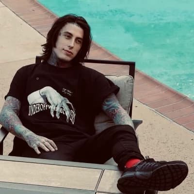 Ronnie Radke thumbnail
