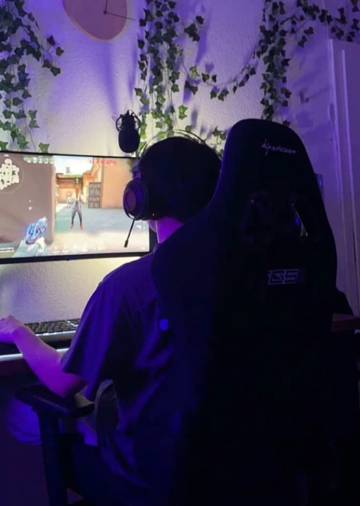 Gamer Boyfriend thumbnail