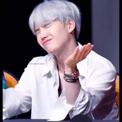 Min Yoongi (Suga) thumbnail