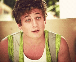 Lip Gallagher thumbnail