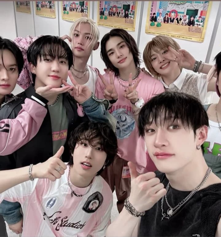Stray kids: yumi is the 9th member of Stray kids thumbnail