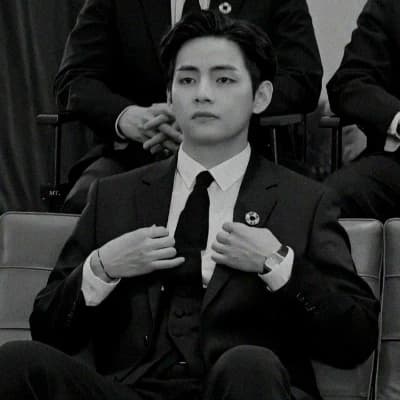 Kim Taehyung thumbnail