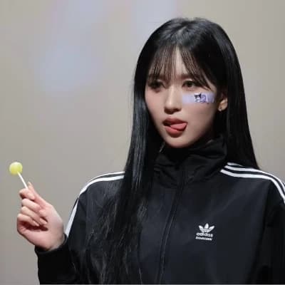 Mina thumbnail