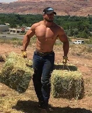 Carlos, his farmer father. thumbnail