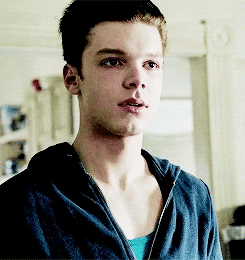Ian Gallagher thumbnail