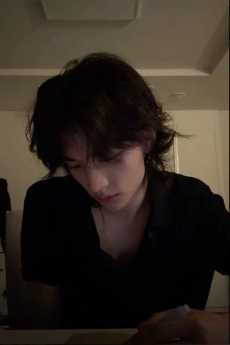 Hyunjin thumbnail