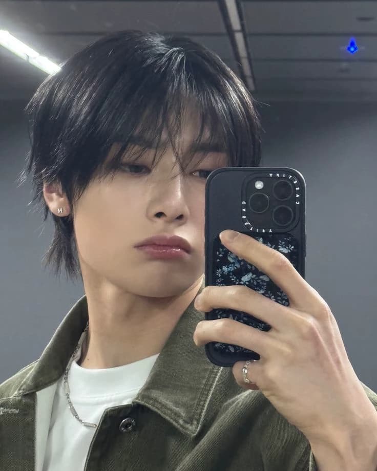 Yang Jeongin thumbnail
