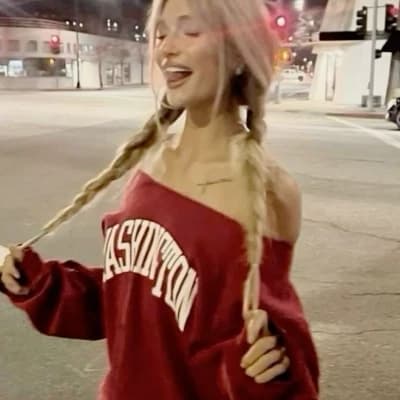 Lily thumbnail