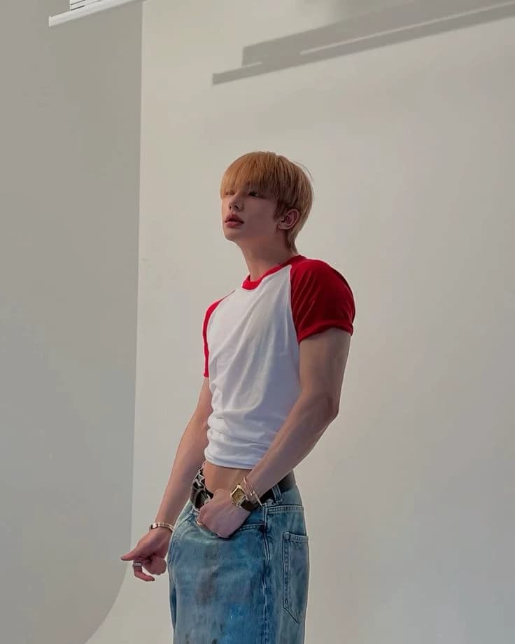 Hwang Hyunjin thumbnail