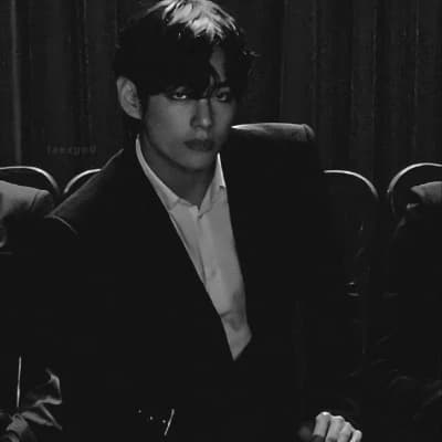 Kim Taehyung (mafia king) thumbnail