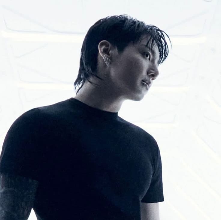 Jeon Jungkook idol thumbnail