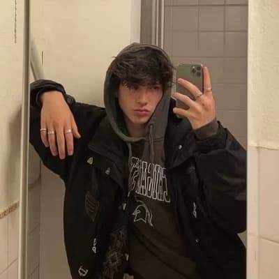 Lucas (Dancer) thumbnail