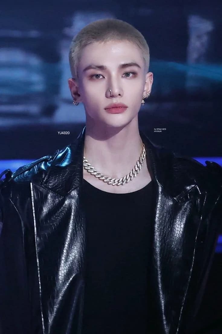 Hyunjin thumbnail