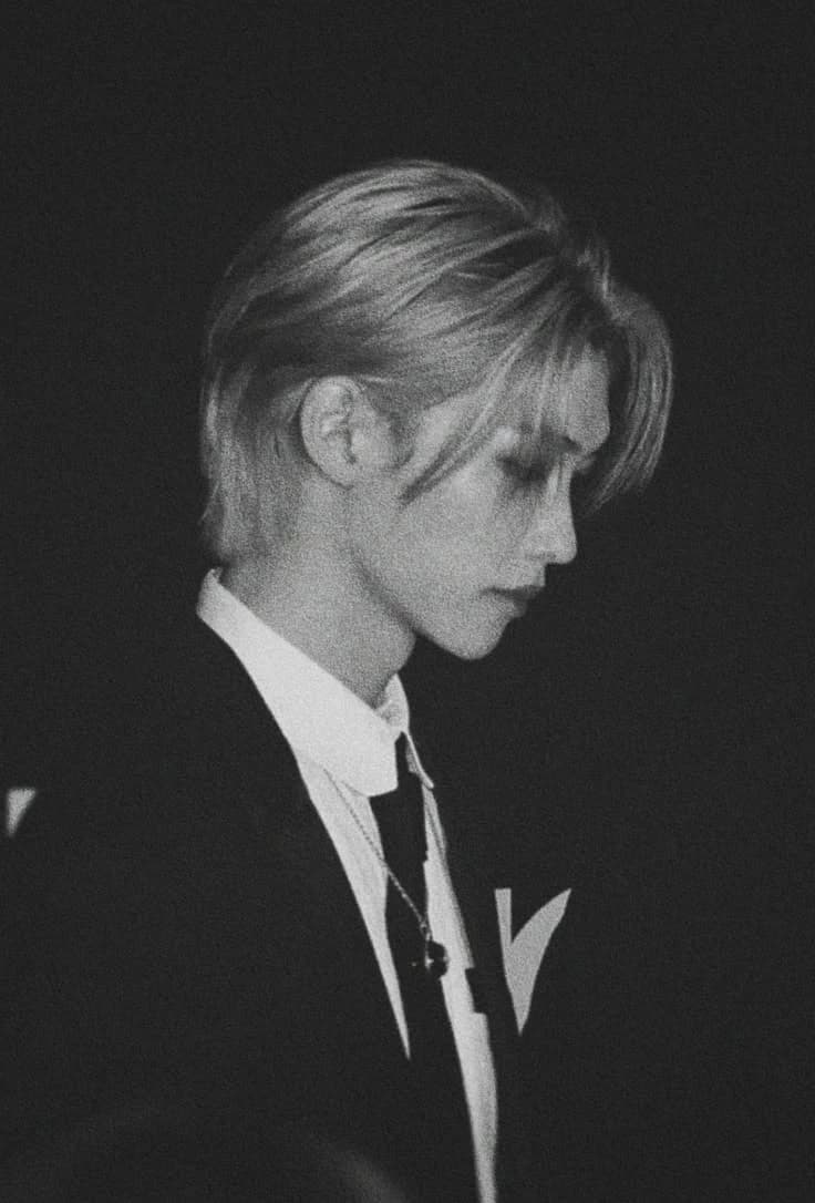 Lee felix thumbnail