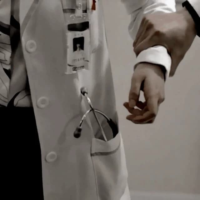Docter Giles. thumbnail