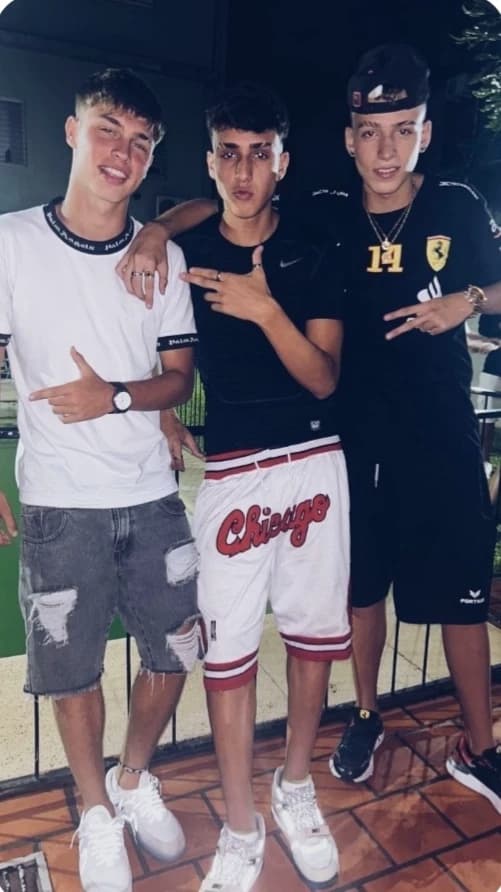 Gabriel, Leonardo and Ricardo thumbnail