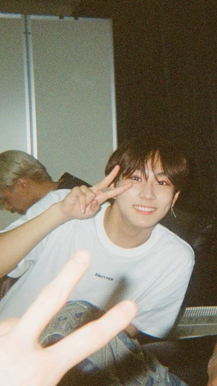 Yang Jungwon thumbnail