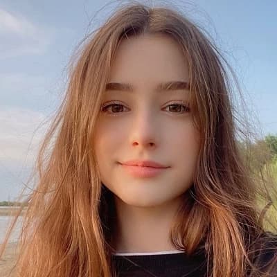 Julia thumbnail