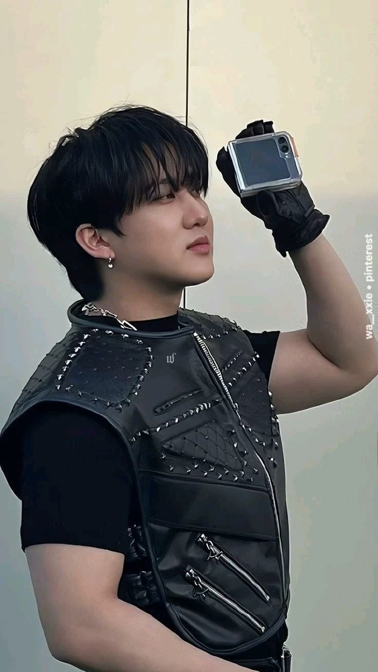 ✧ ⚘Seo Changbin. thumbnail