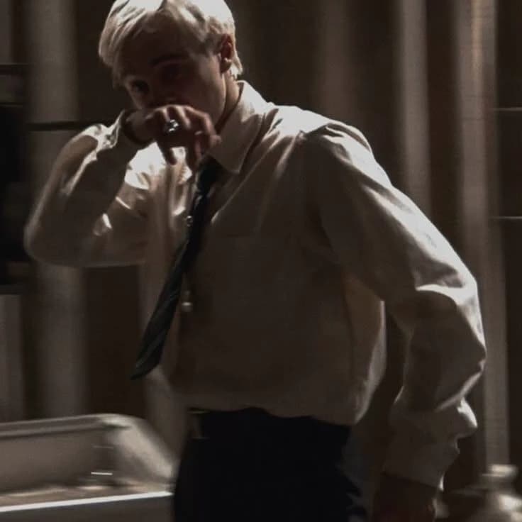 Draco Malfoy thumbnail