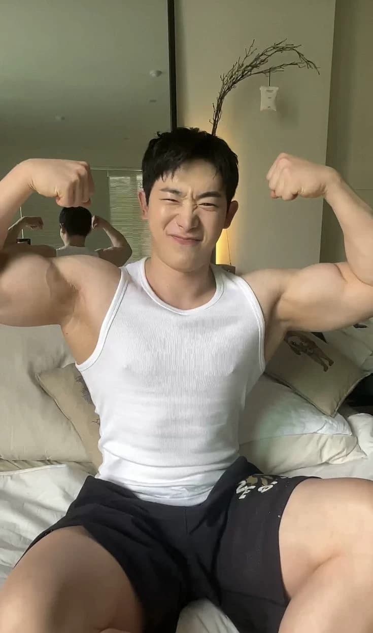 Wonho thumbnail