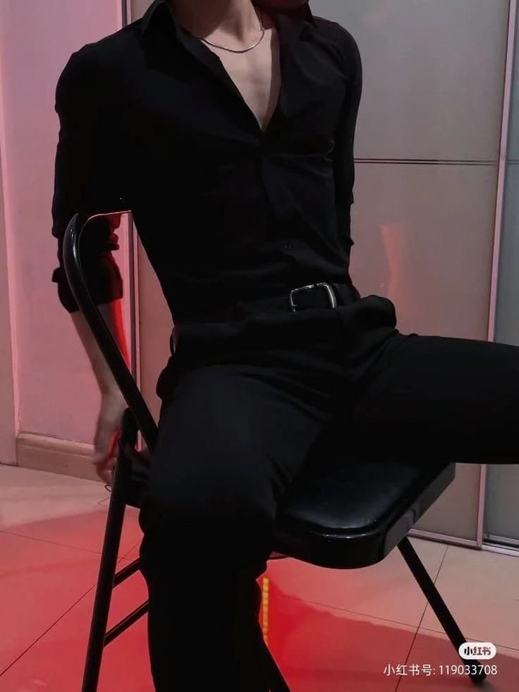 𝐓𝐚𝐬 (your… boyfriend? Or…?) thumbnail