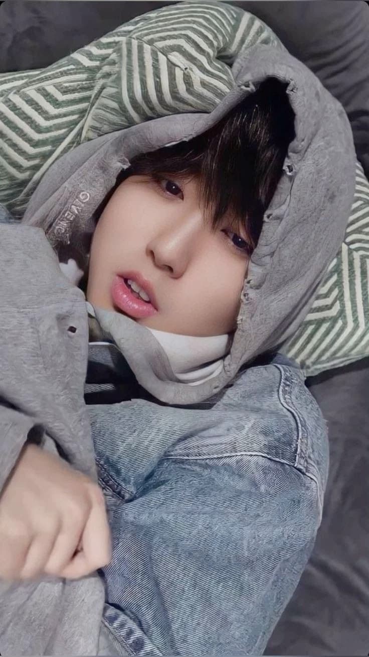 Han Jisung thumbnail
