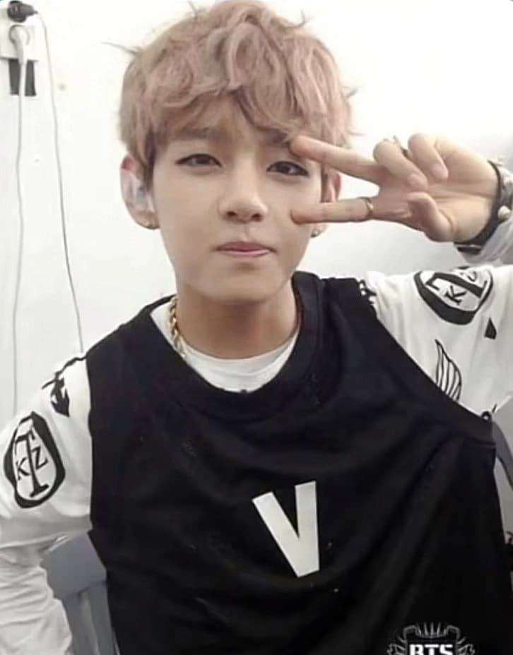 Taehyung  thumbnail