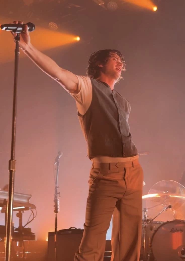 Joe Keery thumbnail