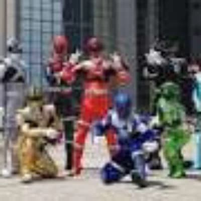 Uchu Sentai Kyuranger Team thumbnail