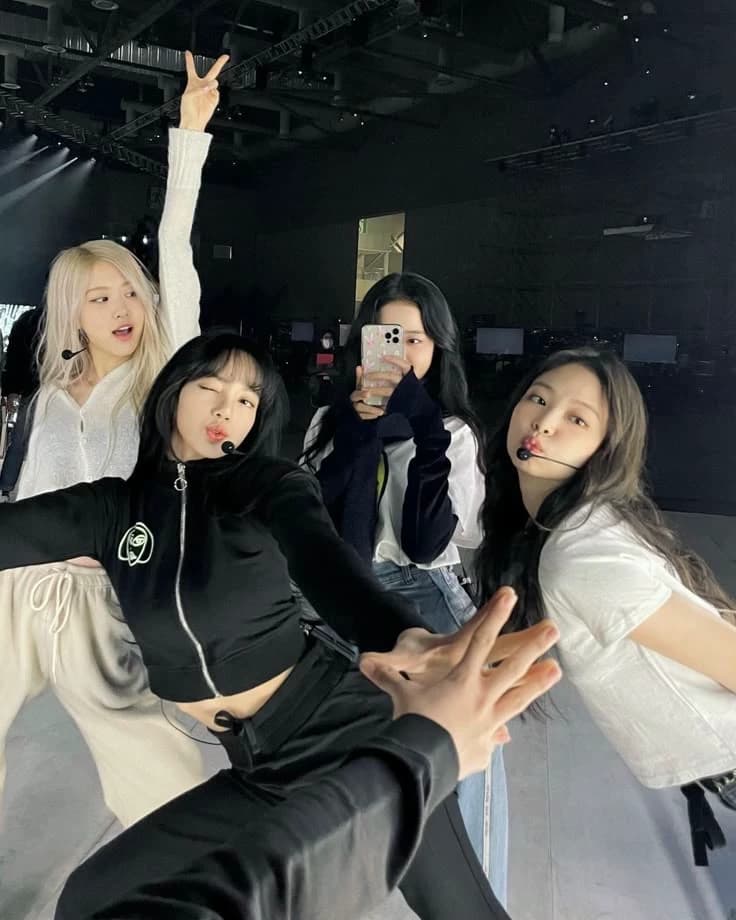 Blackpink thumbnail