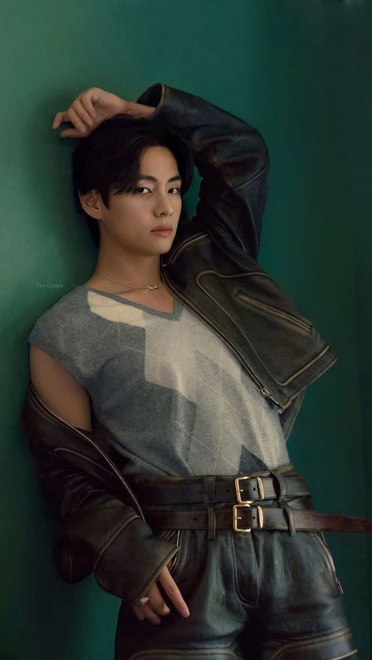 Kim Taehyung thumbnail