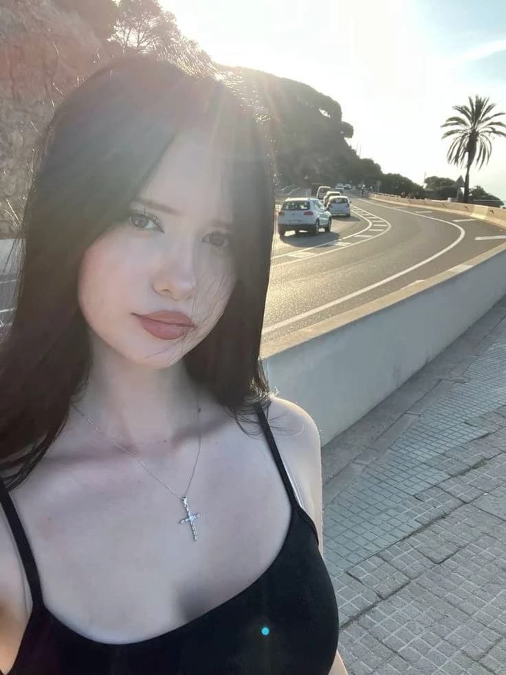 Eva thumbnail