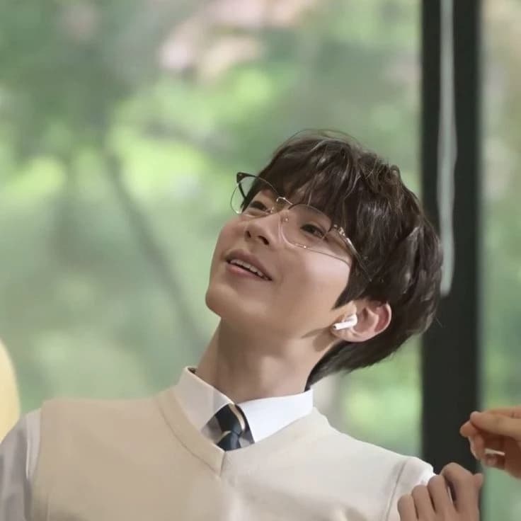 Wang yeop thumbnail