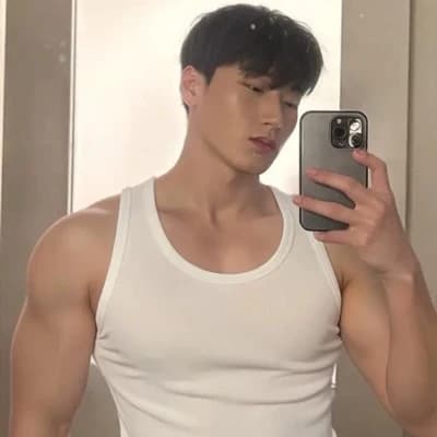 Choi San thumbnail