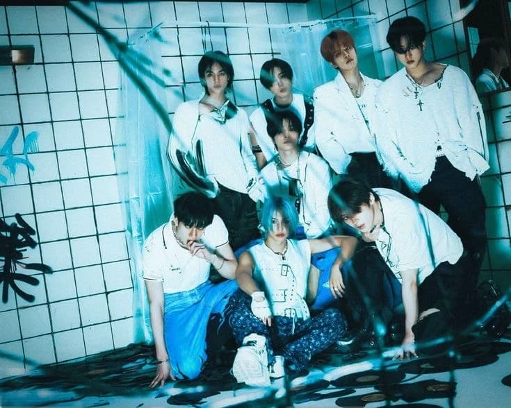Stray Kids thumbnail