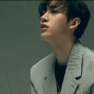 STRAYKIDS thumbnail