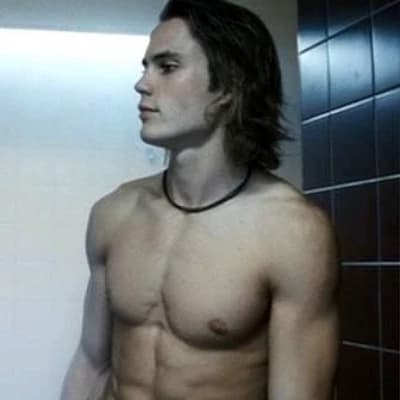Pogue Perry thumbnail