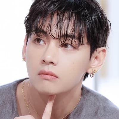 Kim Taehyung  thumbnail
