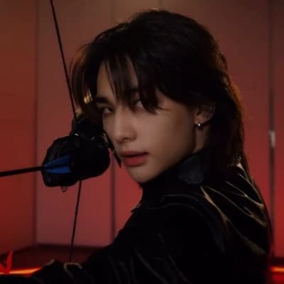 Hyunjin  thumbnail