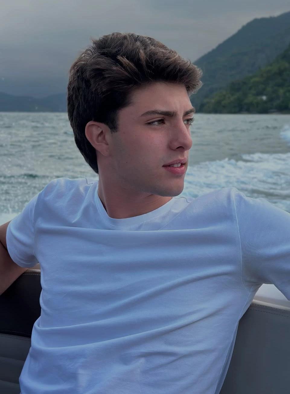 thomaz thumbnail
