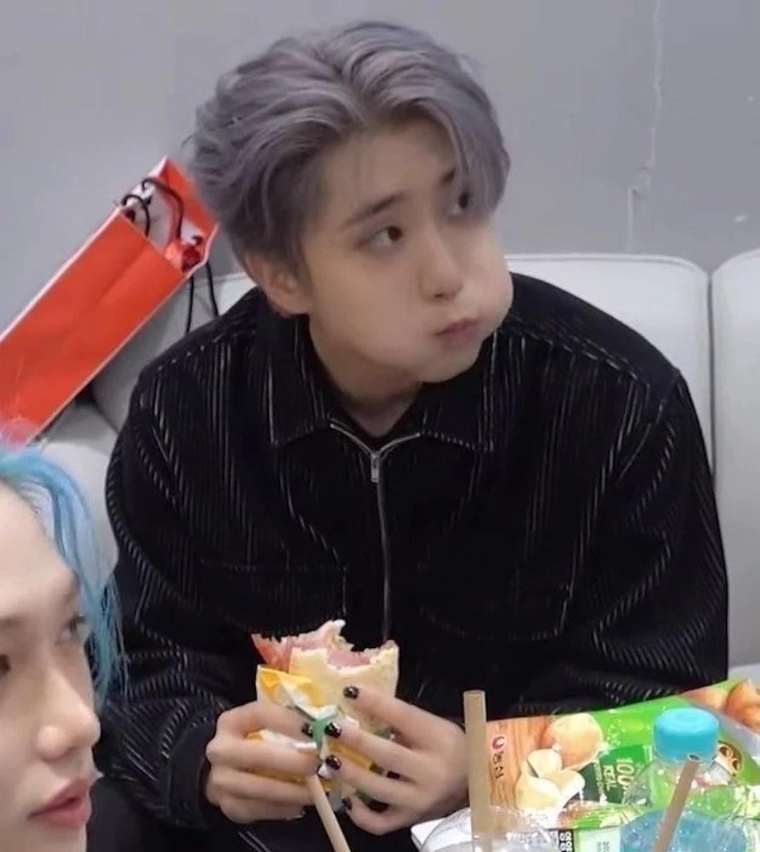 Han Jisung thumbnail