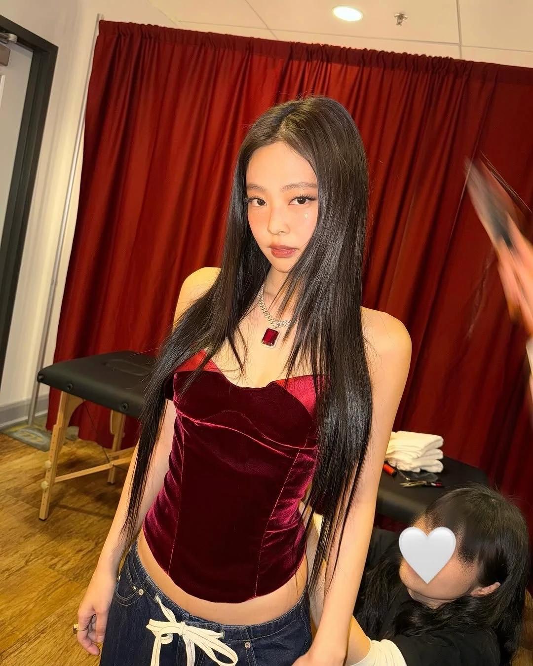 Jennie thumbnail