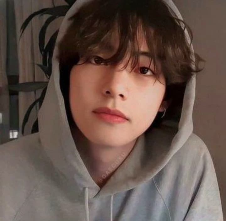 Kim Tae hyung thumbnail