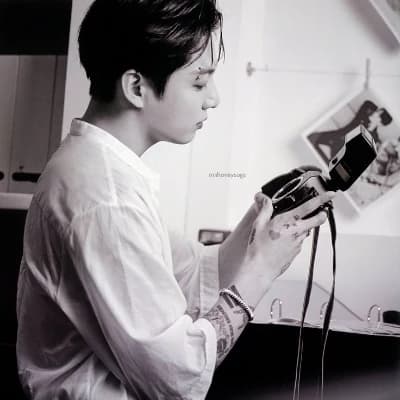 Jeon Jungkook thumbnail