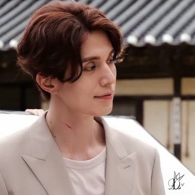 Lee Yeon thumbnail