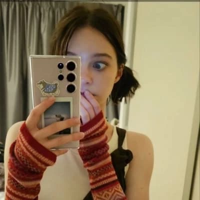 Emma Myers thumbnail