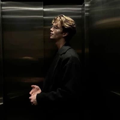 Aaron Warner thumbnail