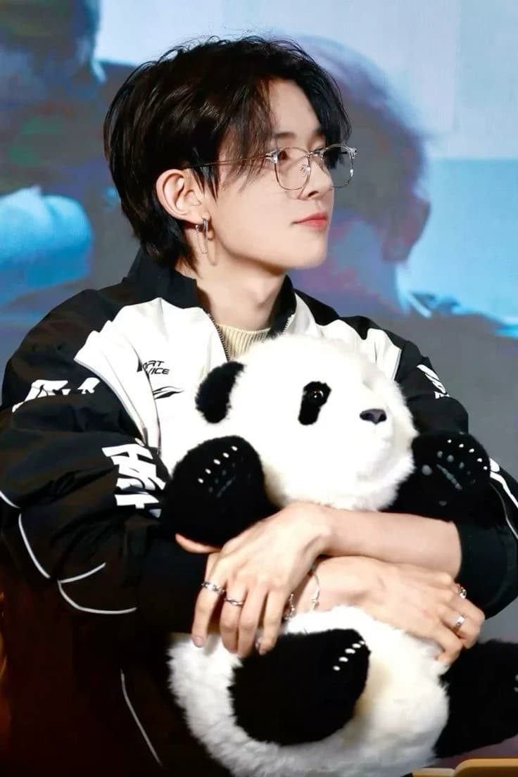 Heeseung thumbnail