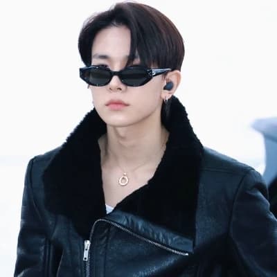Lee Heeseung thumbnail